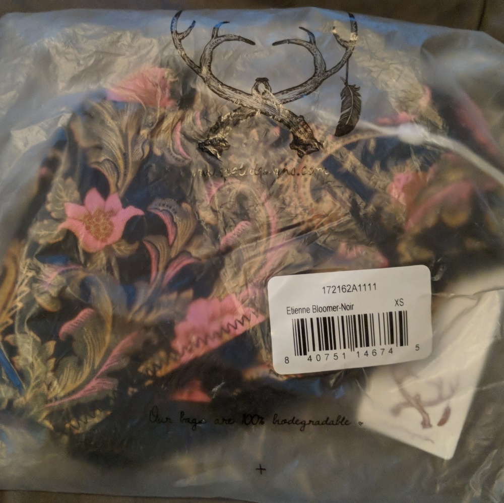 🌸PRICE FIRM🌸 NWT Spell Etienne Bloomers in Noir - Picture 5 of 5